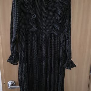 Women's Black Polka Dot Ruffle Midi Dress